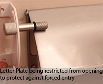 Yale Letterplate Restrictor view 3