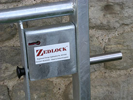 Zedlock: Complete with 5 lever mortice lock view 2